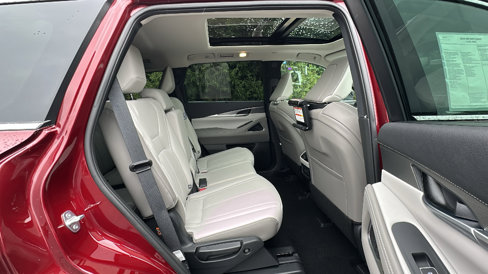 New 2026 INFINITI QX60 Luxe w/ Family Package image 10