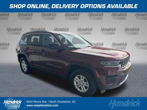Certified 2024 Jeep Grand Cherokee Laredo image 1