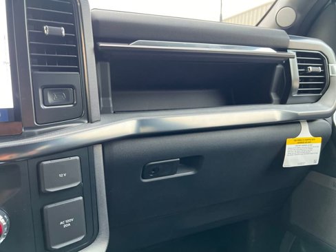 New 2025 Ford F150 Platinum image 37