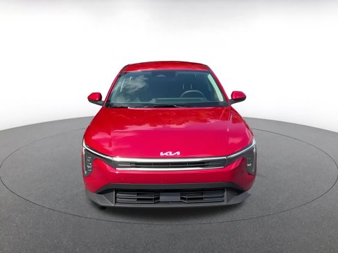 Used 2025 Kia K4 LXS image 3