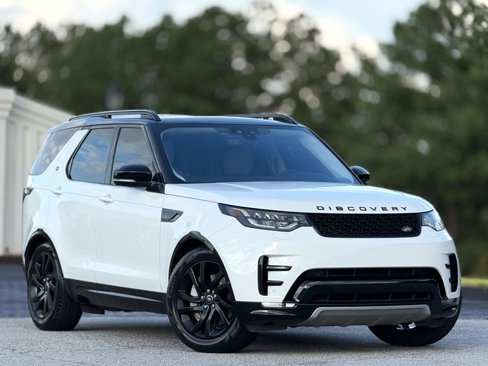 Used 2020 Land Rover Discovery Landmark image 4