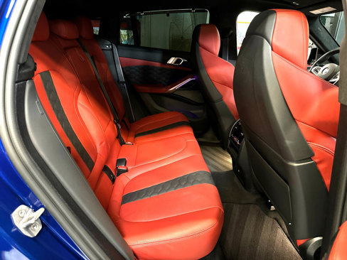 Used 2022 BMW X6 M Competition w/ Competition Package image 23