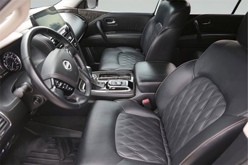 Used 2021 Nissan Armada Platinum w/ Captain's Chairs Package image 12
