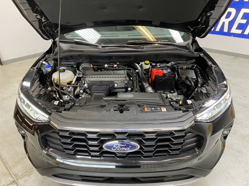 Used 2025 Ford Escape ST-Line Select image 9