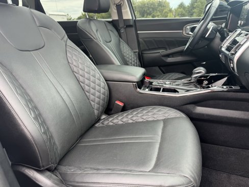 Used 2022 Kia Sorento SX Prestige image 18