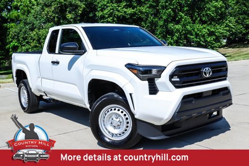 Used 2024 Toyota Tacoma SR image 1
