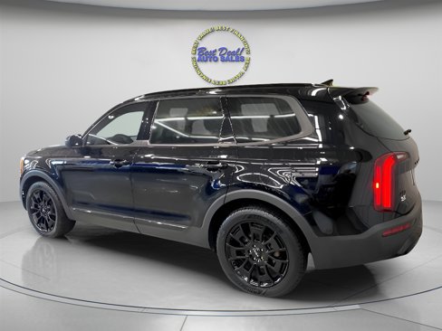 Used 2022 Kia Telluride EX w/ EX Premium Package image 5