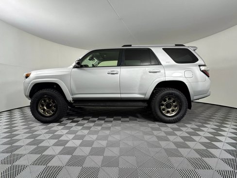 Used 2021 Toyota 4Runner SR5 Premium image 14