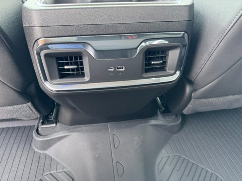 New 2026 Chevrolet Silverado 1500 LTZ image 10