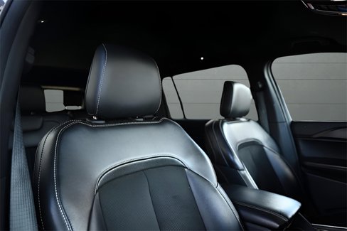 Used 2024 Jeep Grand Cherokee L Laredo image 33