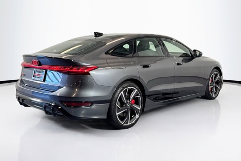 New 2025 Audi S6 e-tron Prestige image 5