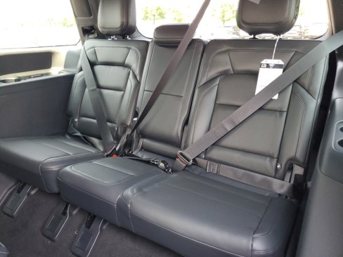 New 2025 Lincoln Navigator Reserve w/ Jet Appearance Package image 31
