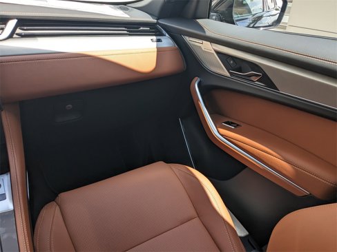New 2026 Jaguar F-PACE R-Dynamic S image 18
