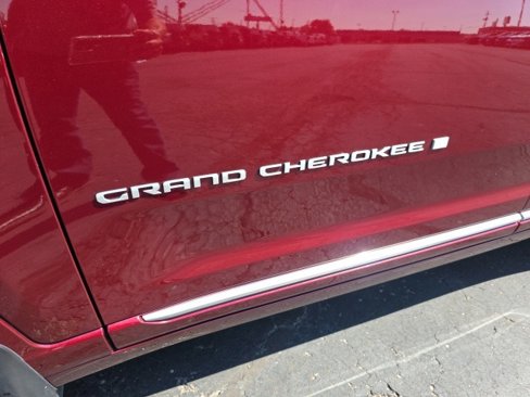 Used 2024 Jeep Grand Cherokee L Summit w/ Advanced Protech Group IV image 73