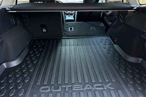 Used 2024 Subaru Outback Premium image 20