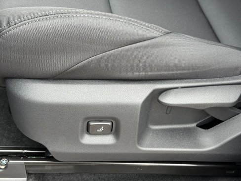 New 2025 Toyota Tacoma SR5 image 14