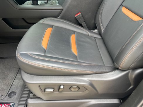 Used 2024 GMC Sierra 1500 AT4 w/ Technology Package image 20