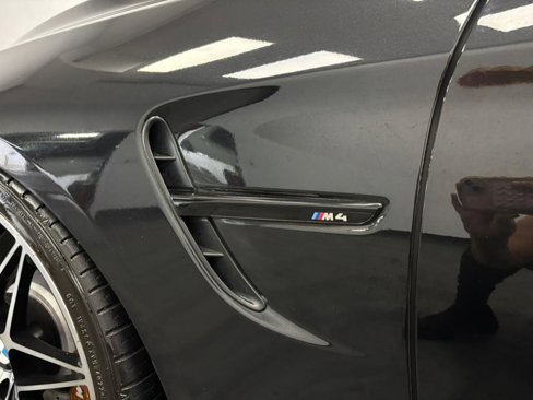 Used 2017 BMW M4 Competition image 39