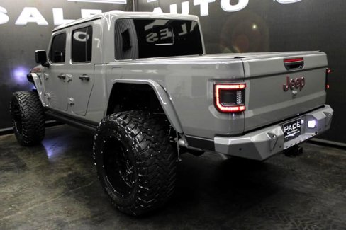 Used 2023 Jeep Gladiator Rubicon w/ Trailer Tow Package image 19