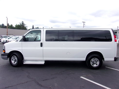 Used 2016 Chevrolet Express 3500 LT w/ LT Preferred Equipment Group image 2
