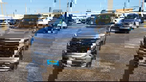 New 2026 Chevrolet Equinox LT w/ Midnight Edition image 3