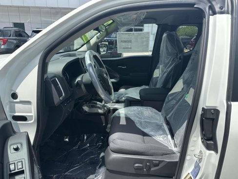 Used 2025 Nissan Frontier SV w/ SV Convenience Package image 13