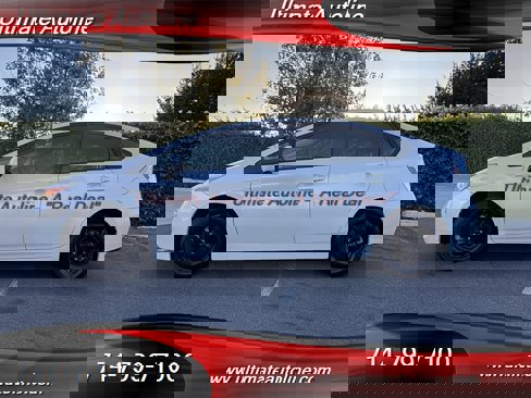 Used 2015 Toyota Prius Two image 13