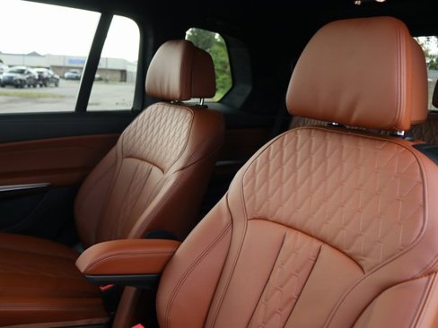 New 2026 BMW X7 xDrive40i w/ Executive Package image 27