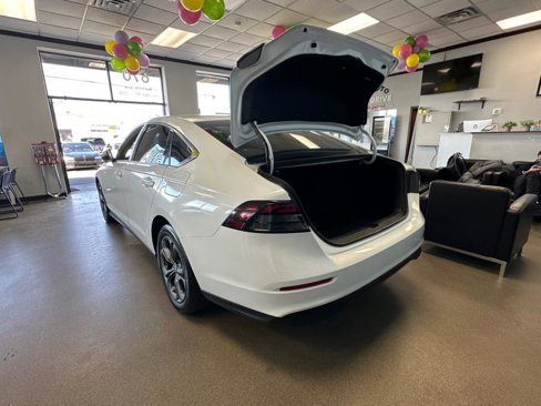 Used 2023 Honda Accord EX image 16