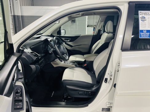 Used 2023 Subaru Forester Premium image 23