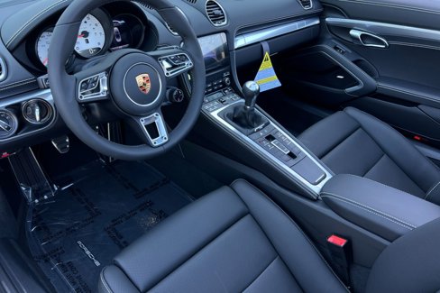 New 2025 Porsche 718 Boxster image 4