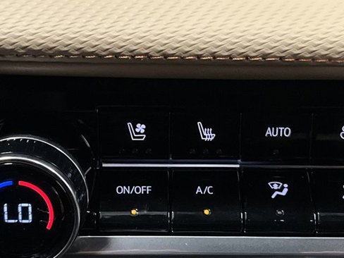 New 2026 Chevrolet Equinox ACTIV w/ Convenience Package III image 7