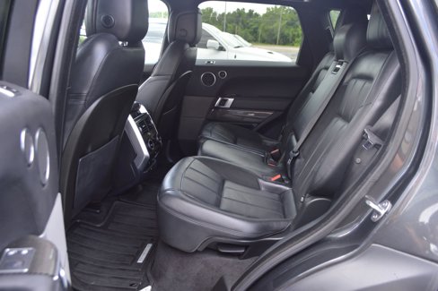 Used 2020 Land Rover Range Rover Sport HST image 19