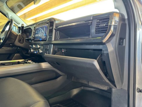 Used 2024 Ford F350 Lariat w/ Lariat Ultimate Package image 32