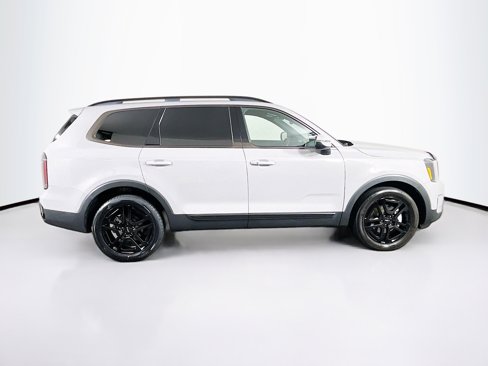Used 2024 Kia Telluride EX X-Line image 10