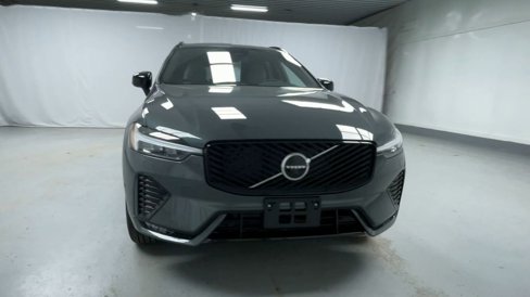 New 2026 Volvo XC60 B5 Plus w/ Climate Package image 3