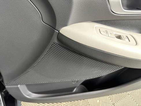 Certified 2025 Hyundai Sonata SE image 48