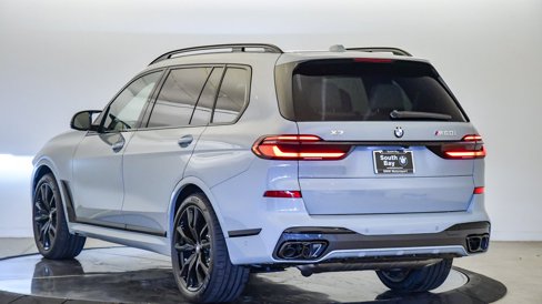 New 2026 BMW X7 M60i image 2