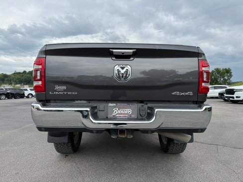 Used 2021 RAM 2500 Limited w/ Towing Technology Group image 14