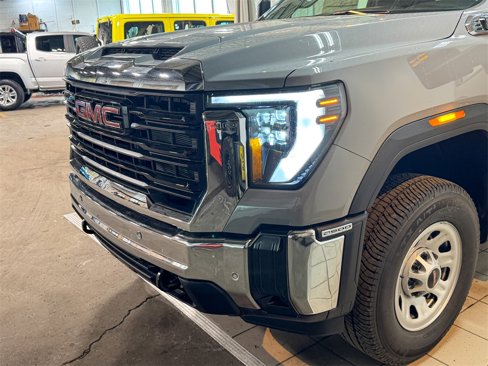 New 2025 GMC Sierra 2500 Pro w/ 1SA Pro Safety Plus Package image 41