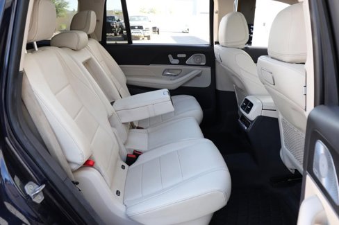 Used 2020 Mercedes-Benz GLS 450 4MATIC image 30