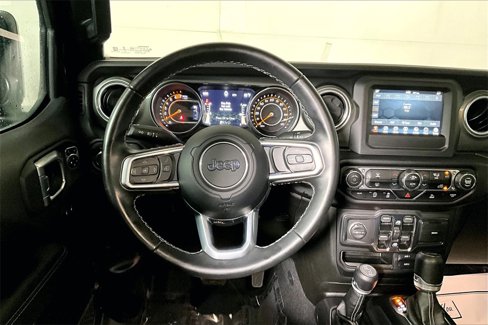 Used 2021 Jeep Wrangler Unlimited Sahara image 5