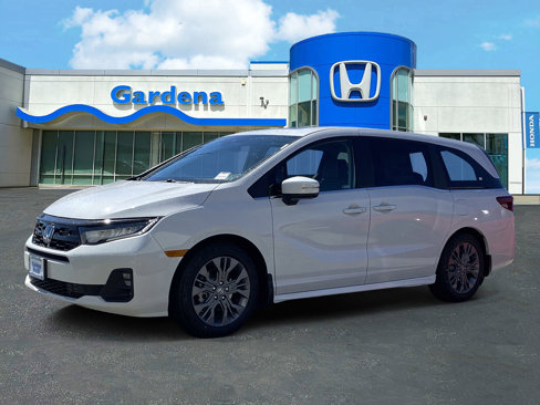 New 2026 Honda Odyssey Touring image 3