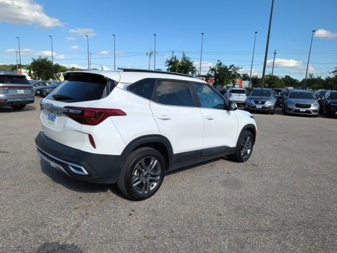 Used 2023 Kia Seltos S w/ Navigation Package image 5