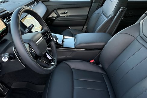 New 2025 Land Rover Range Rover Sport Dynamic SE image 9