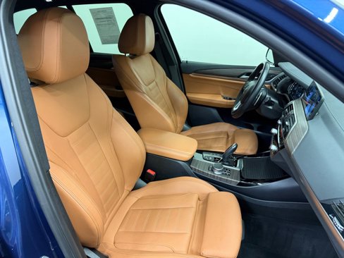 Used 2018 BMW X3 M40i image 17