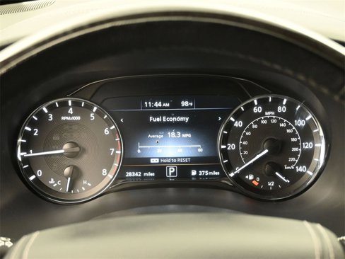 Used 2024 INFINITI QX80 Sensory image 11