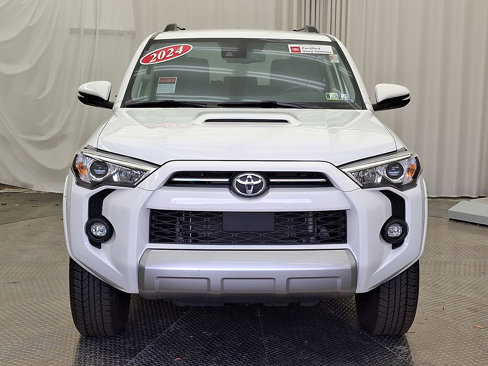 Certified 2024 Toyota 4Runner TRD Off-Road Premium image 29