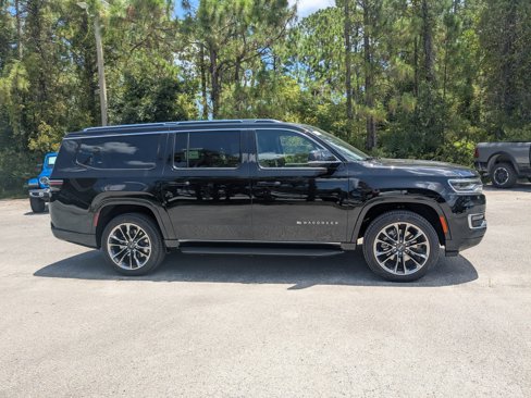 New 2025 Jeep Wagoneer L Series II image 2