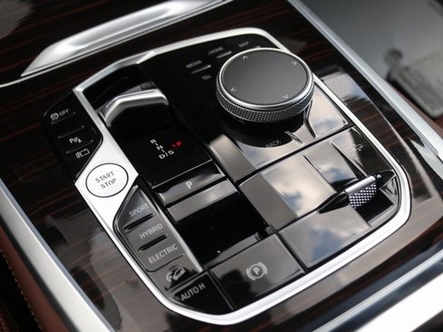New 2026 BMW X5 xDrive50e image 20